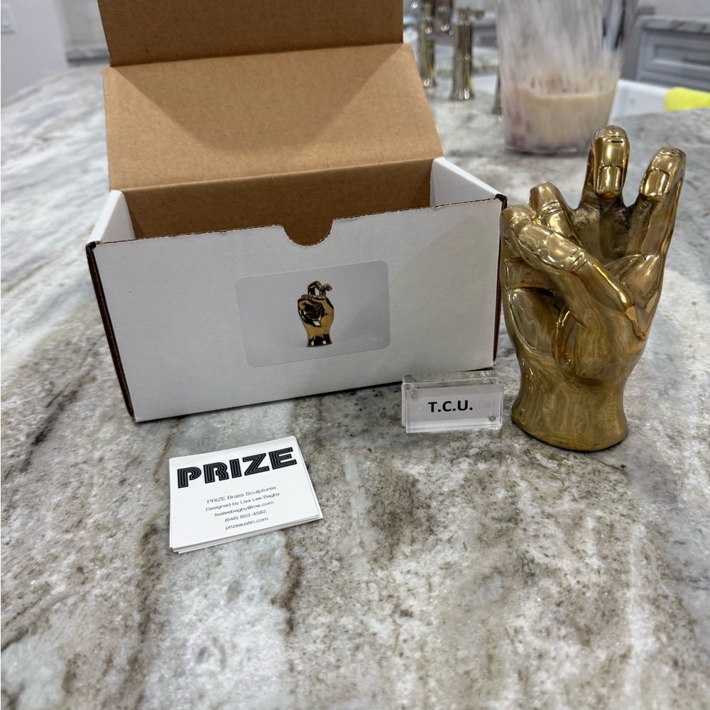 TSU Elegant Gold Hand Accent Decor
